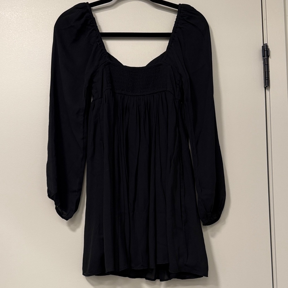 Abercrombie & Fitch NWOT Black Long Sleeve Dress Size XS - Picture 3 of 4